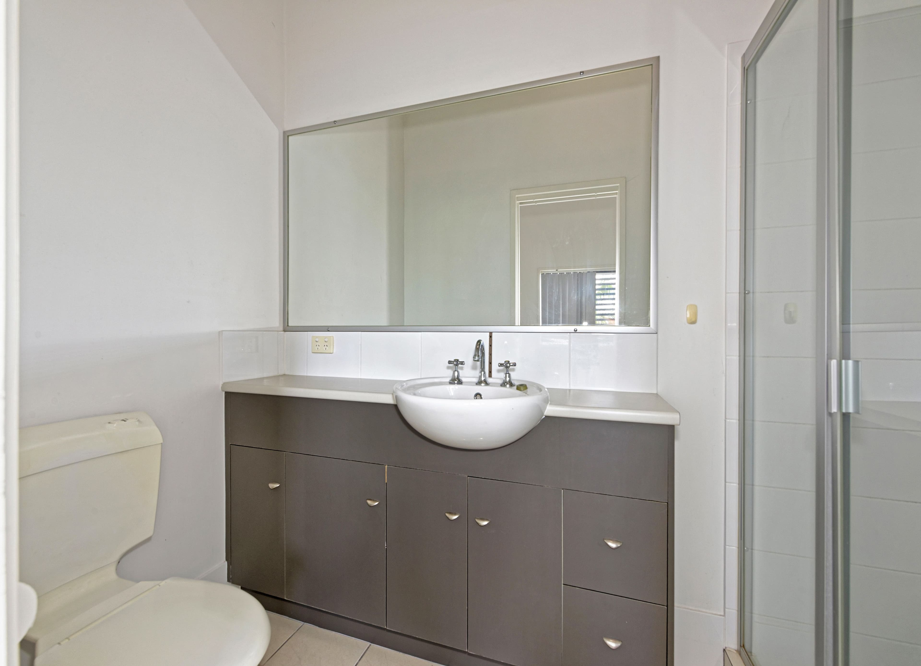 25 Georgina Street, Woody Point QLD 4019, Woody Point - Thumbnail 8