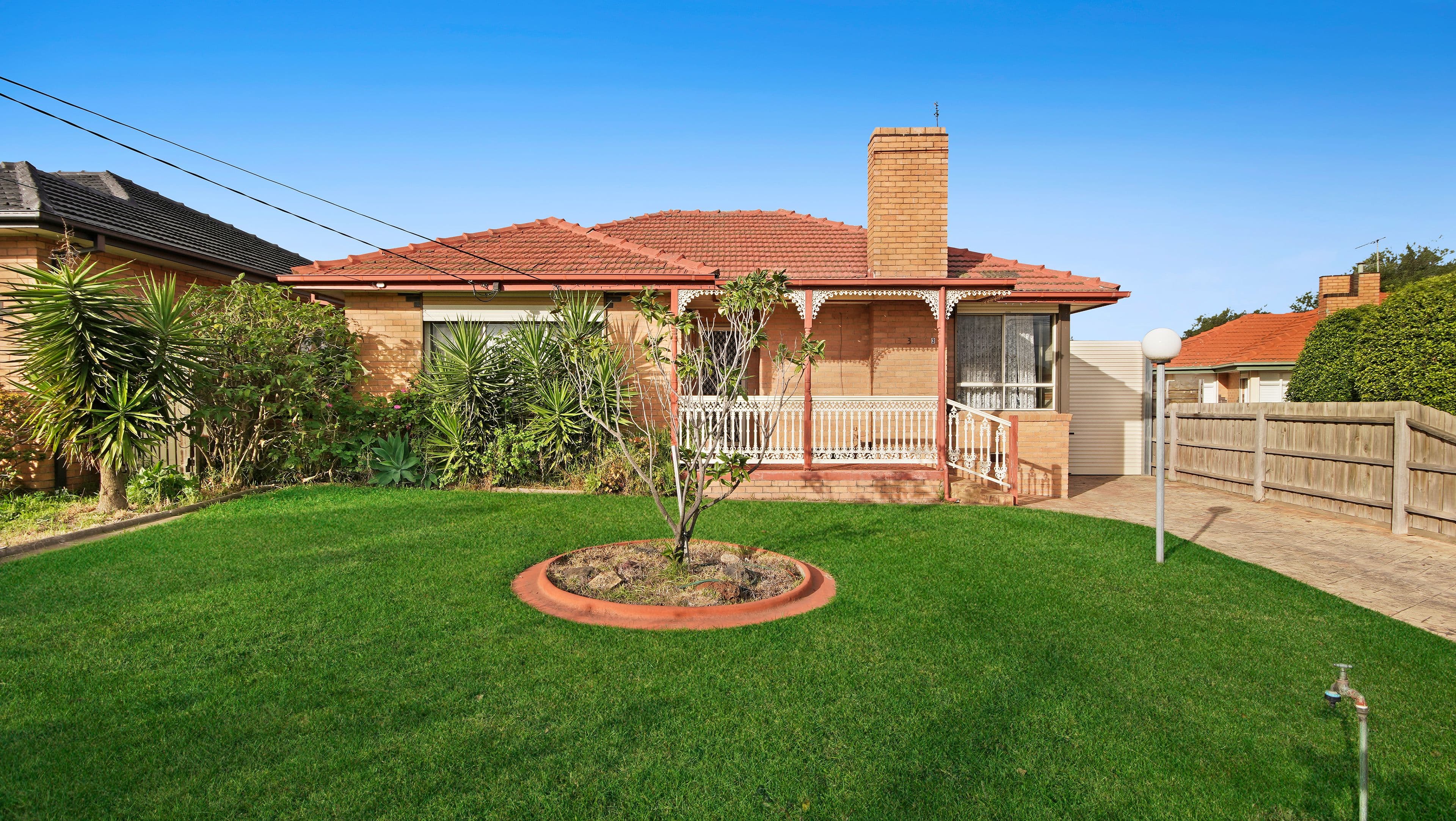 3 Joan Court, Reservoir VIC 3073, Reservoir - Thumbnail 3