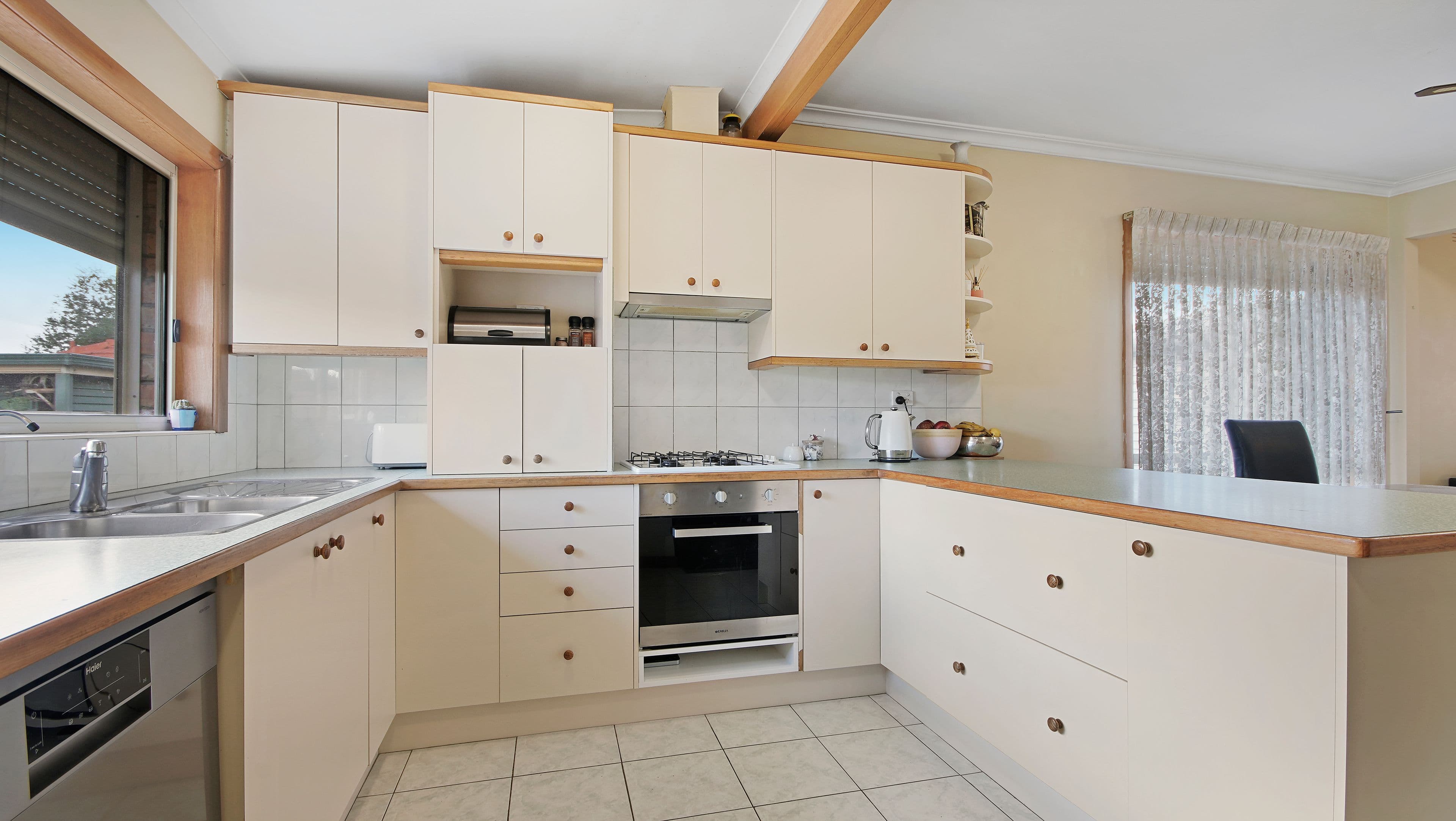 3 Joan Court, Reservoir VIC 3073, Reservoir - Thumbnail 7