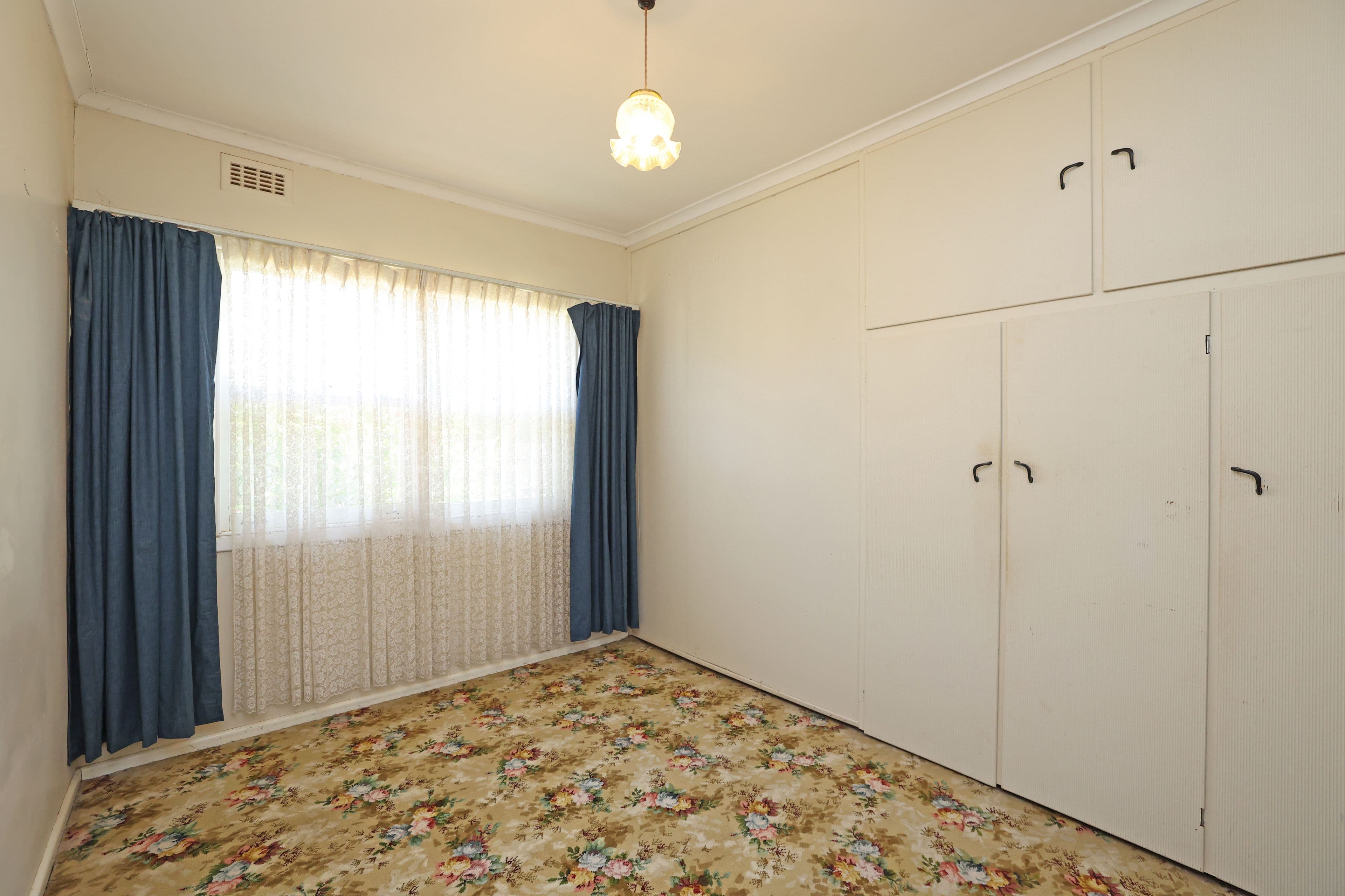 27 Watkin Street, Robinvale VIC 3549, Robinvale - Thumbnail 4