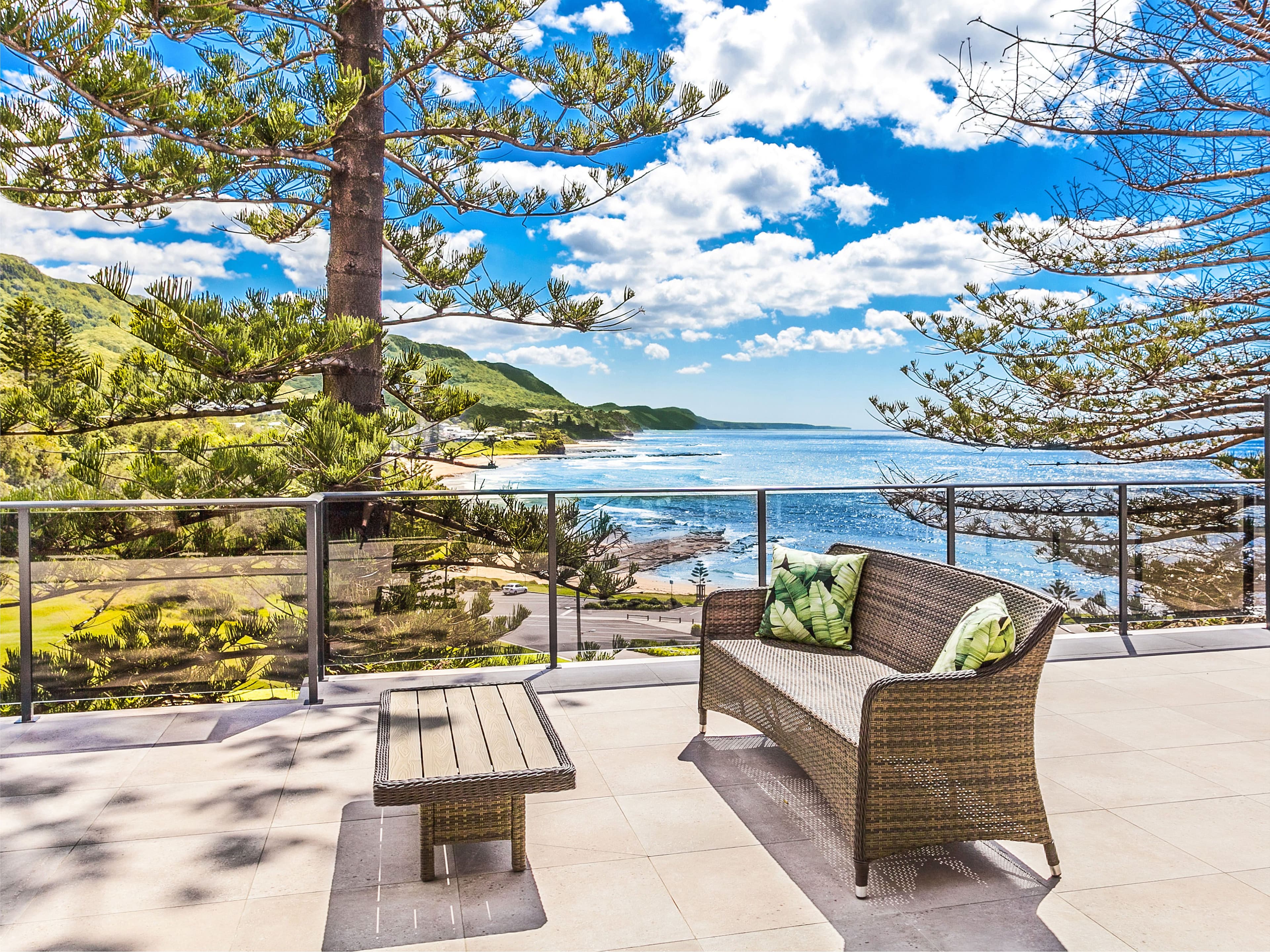 Penthouse 303, 1 Yuruga Street, Austinmer NSW 2515, Austinmer - Thumbnail 2