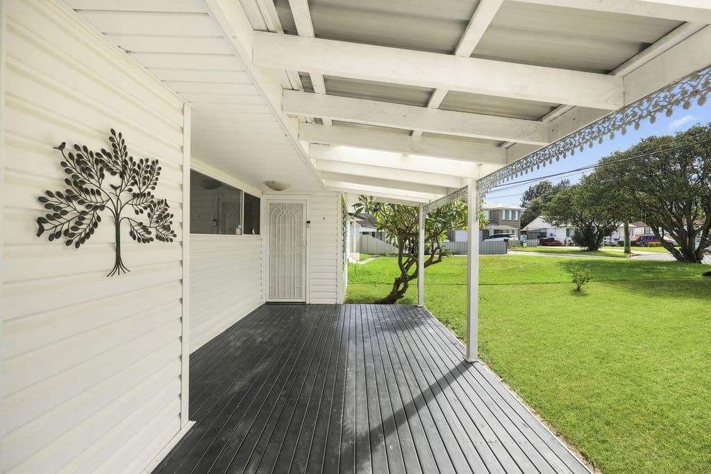 19 Facey Crescent, Lurnea - Thumbnail 8