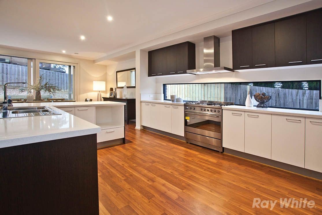 21 Barbara Avenue, GLEN WAVERLEY VIC 3150, Glen Waverley - Thumbnail 2