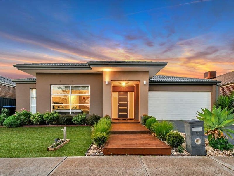 37 Lamington Drive, Tarneit VIC 3029, Tarneit - Image 1