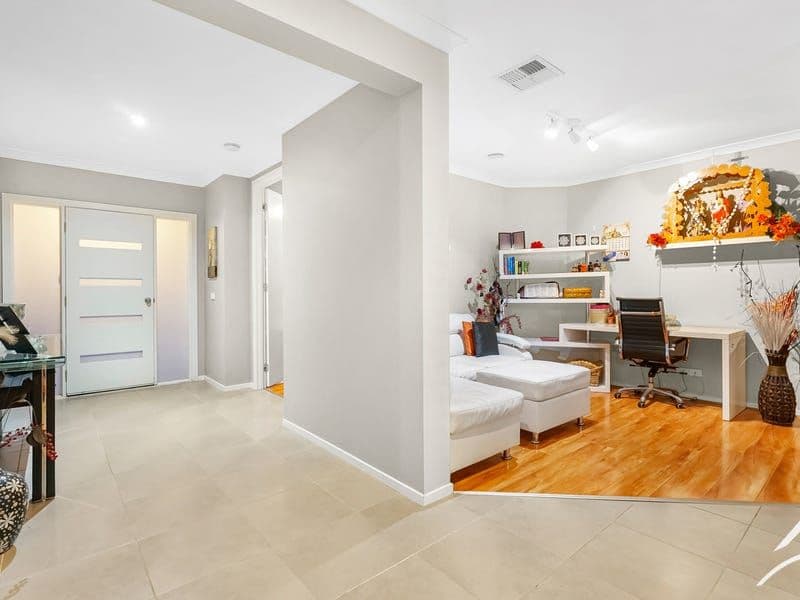 37 Lamington Drive, Tarneit VIC 3029, Tarneit - Thumbnail 2
