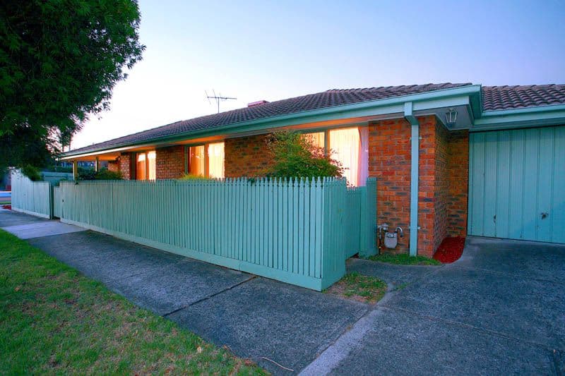 6  Warren Road, MORDIALLOC VIC 3195, Mordialloc - Image 1