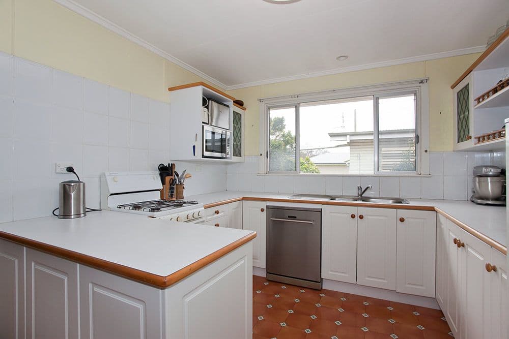 55 Buckland Street, HARRISTOWN QLD 4350, Harristown - Thumbnail 4
