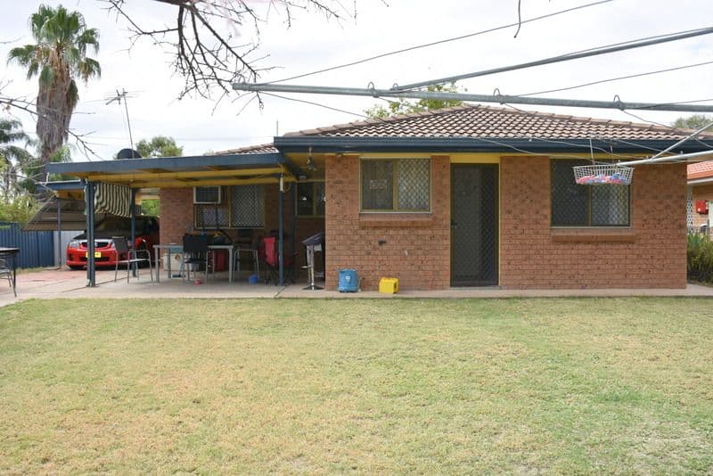 12 Warrina Crescent, Moree NSW 2400, Moree - Thumbnail 3