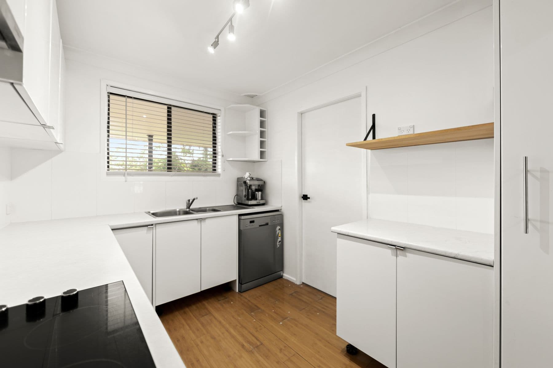 265 Cygnet Drive, Berkeley Vale NSW 2261, Berkeley Vale - Thumbnail 3