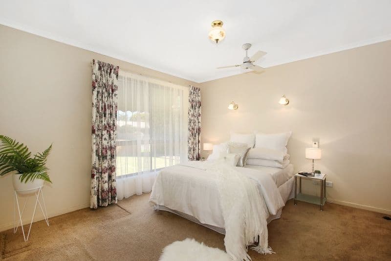 76 Hovell Street, Yarrawonga VIC 3730, Yarrawonga - Thumbnail 3