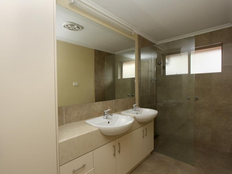 76/313 Crown Street, Hoppers Crossing - Thumbnail 2
