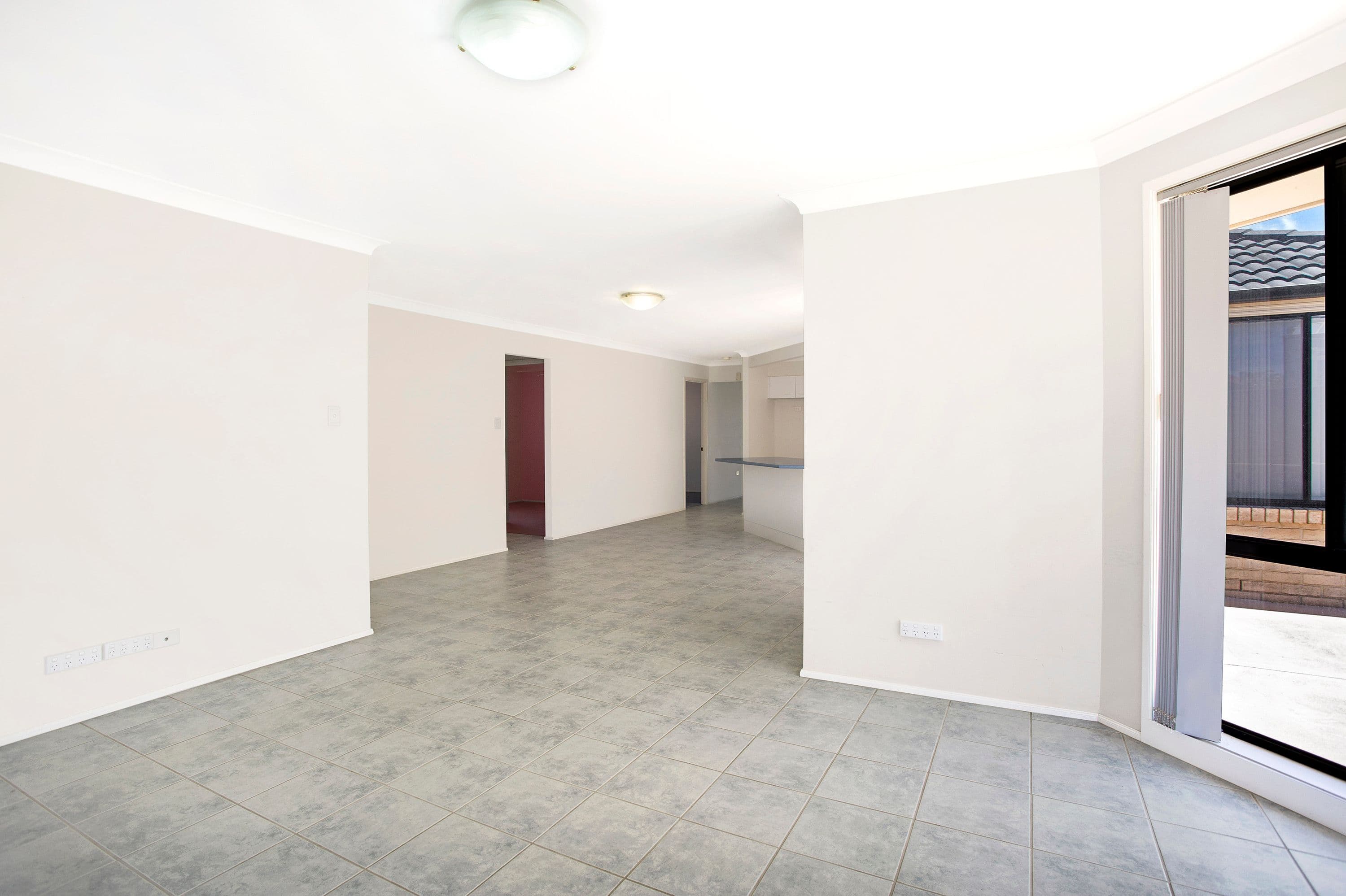 40 Scarborough Place, Bateau Bay - Thumbnail 2