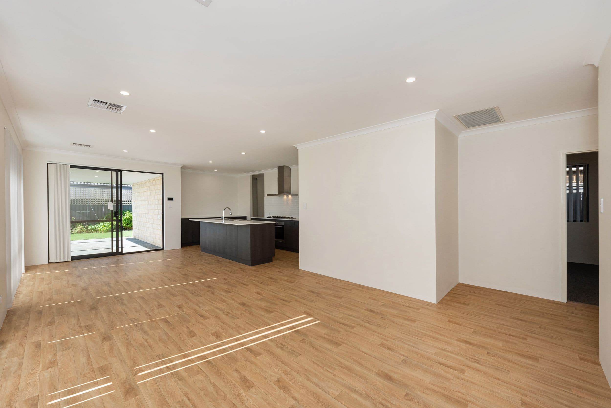 32 Beaufortia Crescent, Baldivis WA 6171, Baldivis - Thumbnail 6