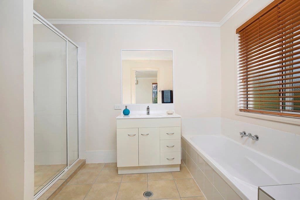 13 Macginley Road, Upper Caboolture QLD 4510, Upper Caboolture - Thumbnail 7