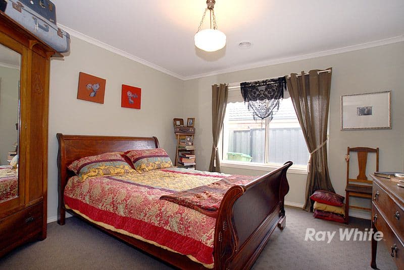 13  Caspian Chase, PAKENHAM VIC 3810, Pakenham - Thumbnail 8