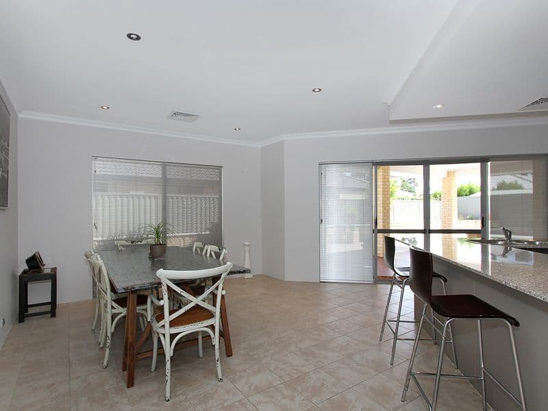 9 Bluestone Loop, PIARA WATERS WA 6112, Piara Waters - Thumbnail 8