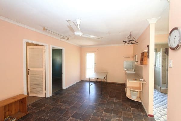 32 Mystic Avenue, BALGAL BEACH QLD 4816, Balgal Beach - Thumbnail 2