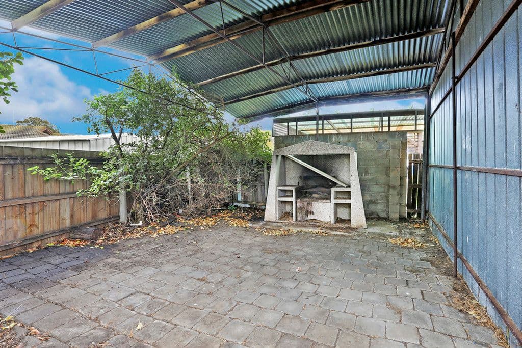 17 Caithness Crescent, Corio VIC 3214, Corio - Thumbnail 4