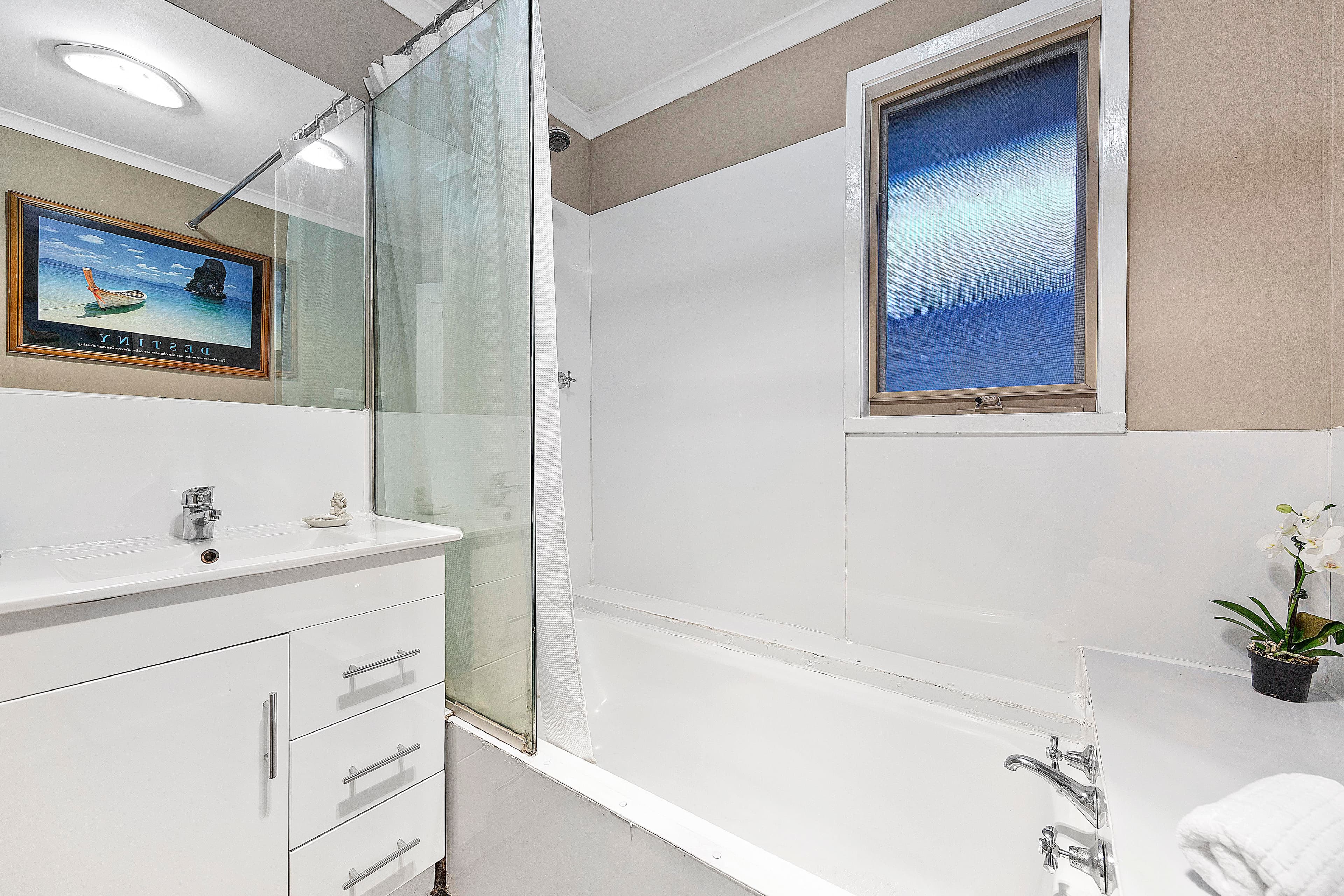 44 Laurina Crescent, Frankston North VIC 3200, Frankston North - Thumbnail 4
