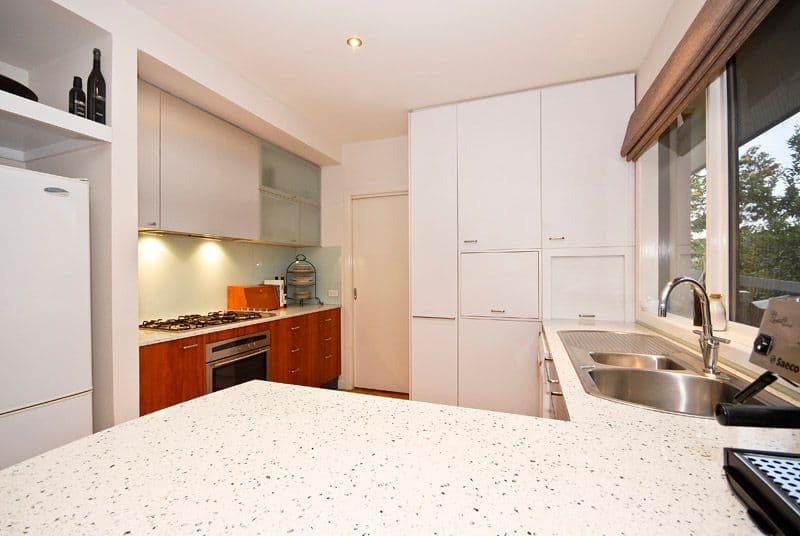 24 Clauscen Street, TEMPLESTOWE LOWER VIC 3107, Templestowe Lower - Thumbnail 2