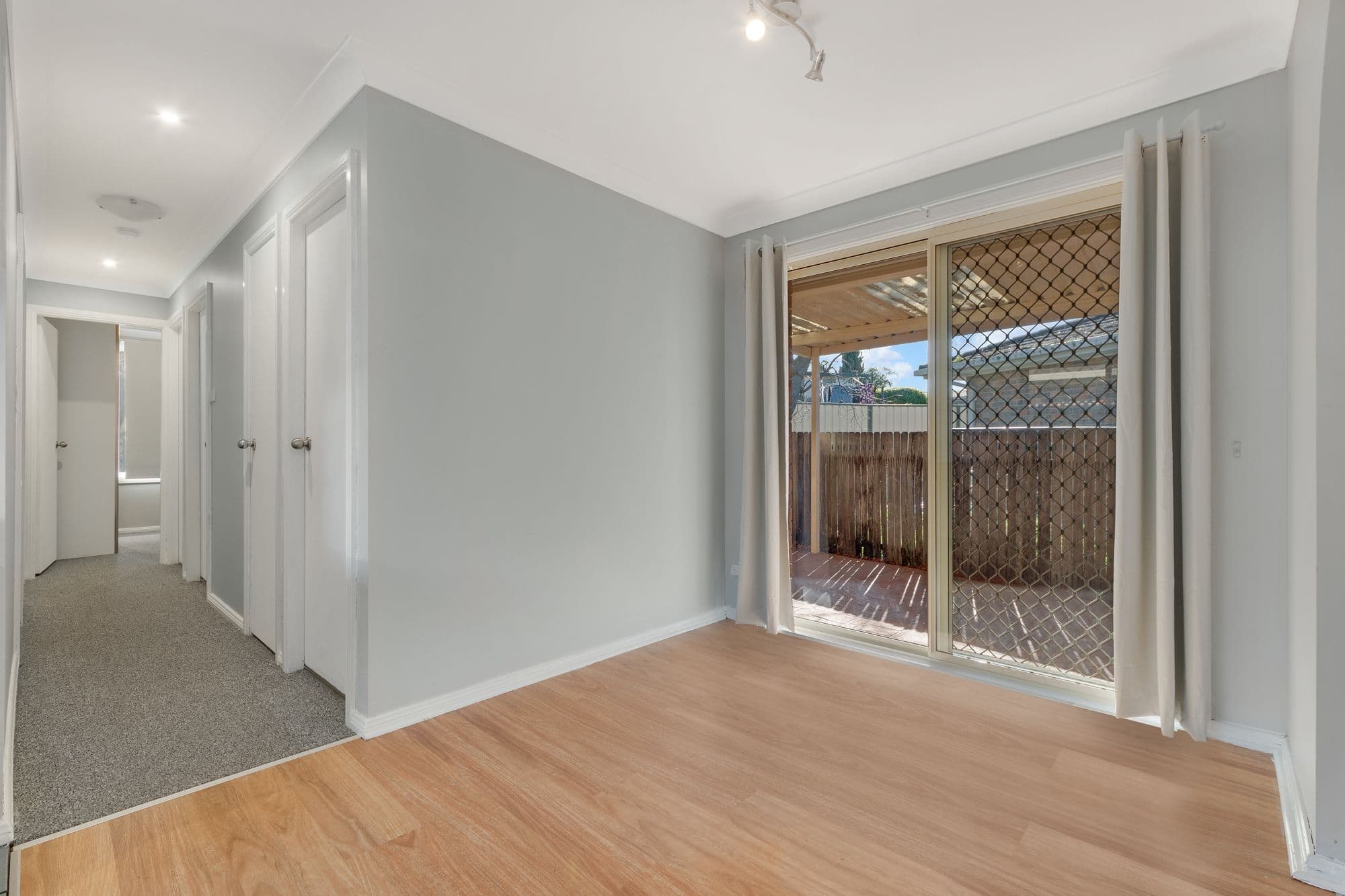 8 Vernon Close, Rosemeadow - Thumbnail 3
