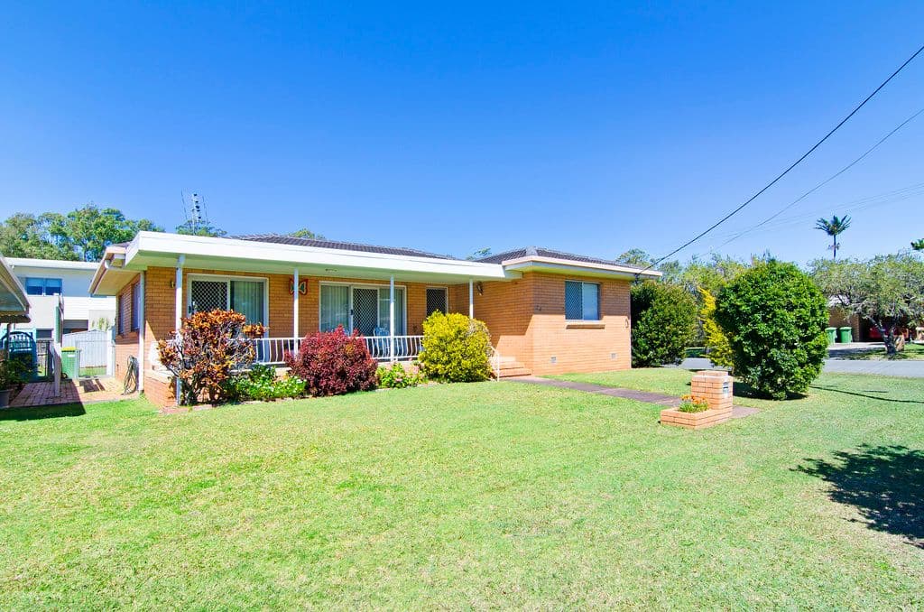 24 Koombala Street, TUGUN QLD 4224, Tugun - Thumbnail 2