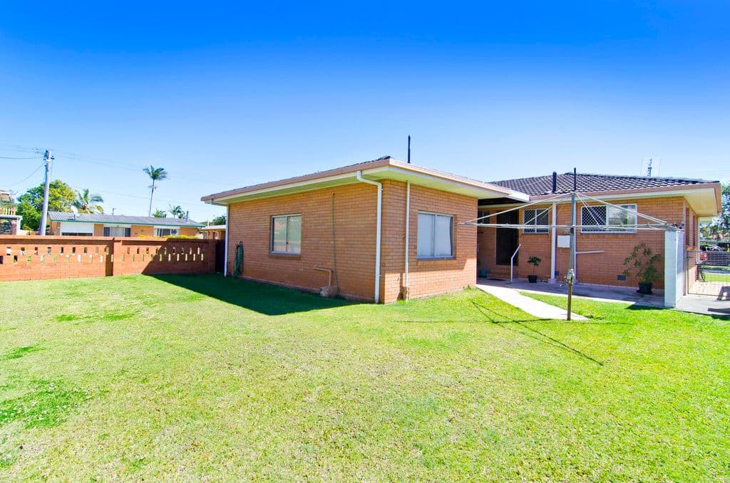24 Koombala Street, TUGUN QLD 4224, Tugun - Thumbnail 4