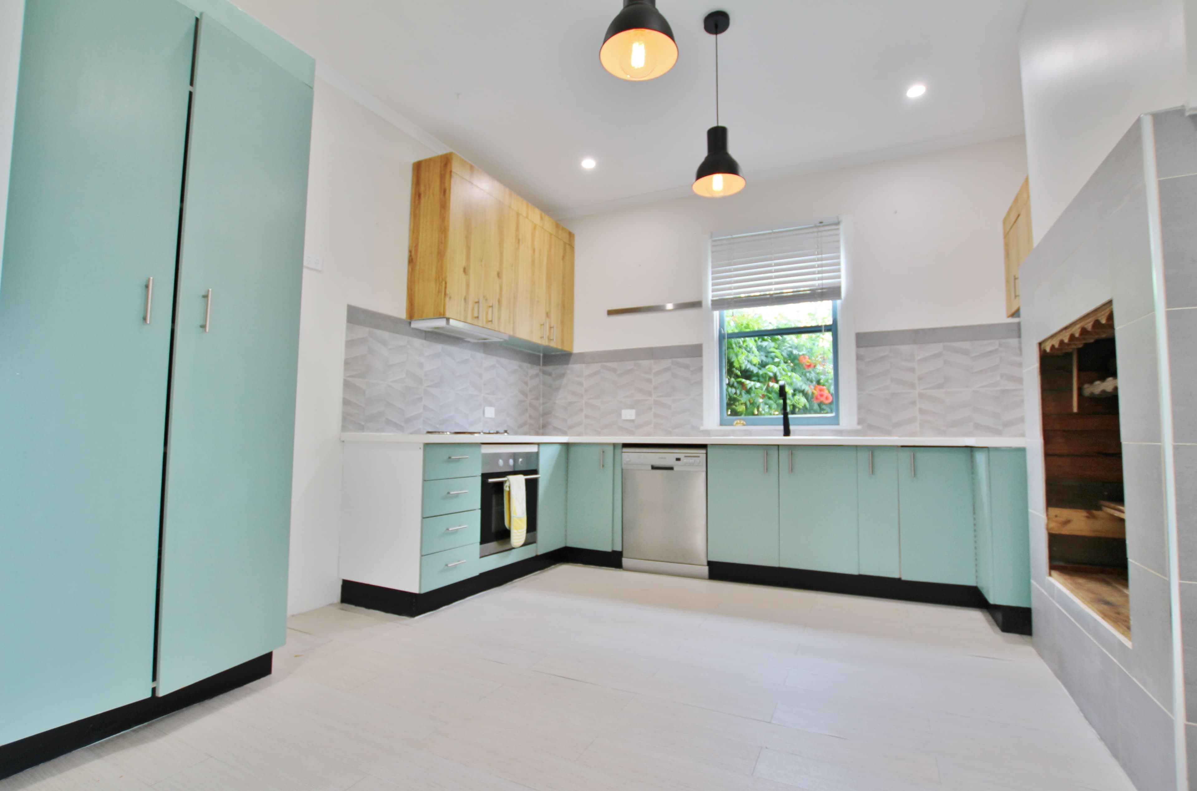 15 Brock Street, Young NSW 2594, Young - Thumbnail 2