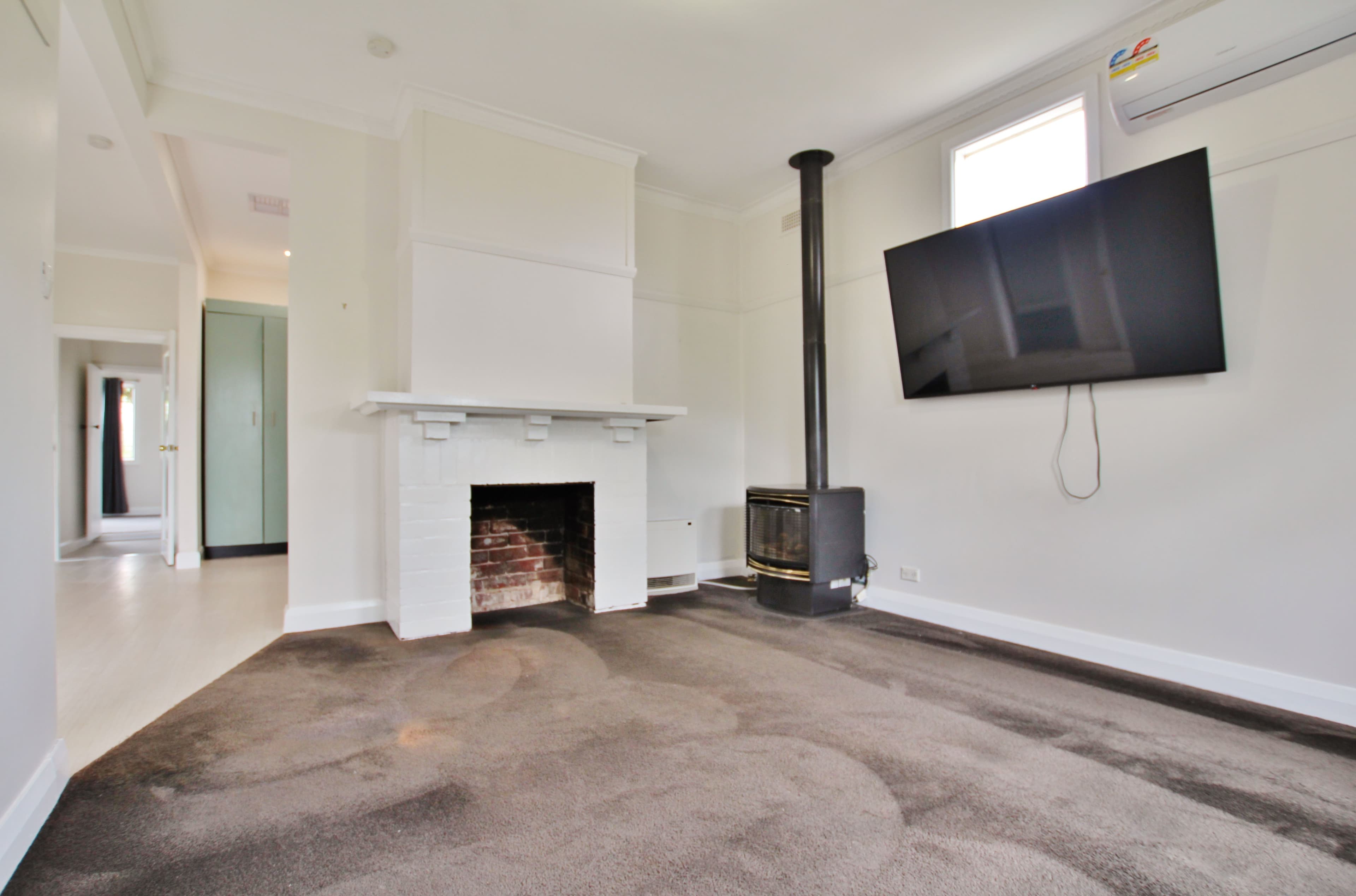 15 Brock Street, Young NSW 2594, Young - Thumbnail 5