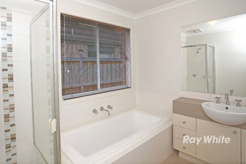 62 Silverwattle Drive, LYNDHURST VIC 3975, Lyndhurst - Thumbnail 6