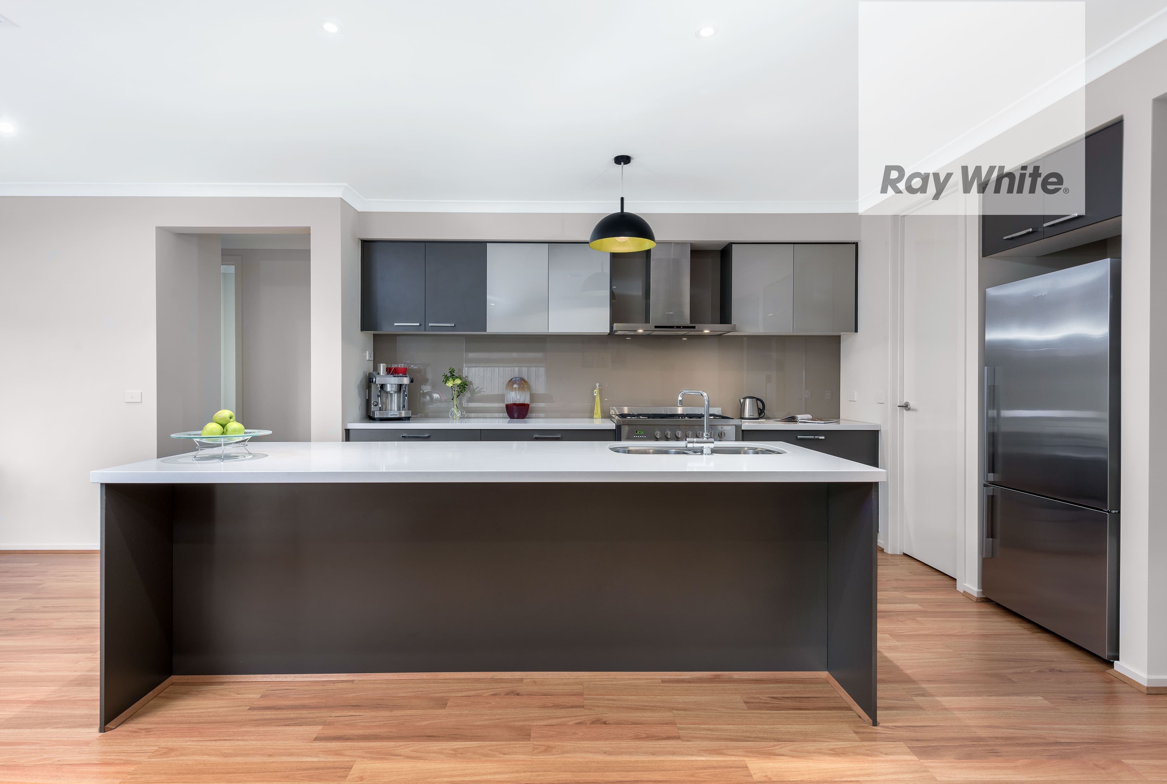 6 Hanmer Drive, South Morang VIC 3752, South Morang - Thumbnail 5