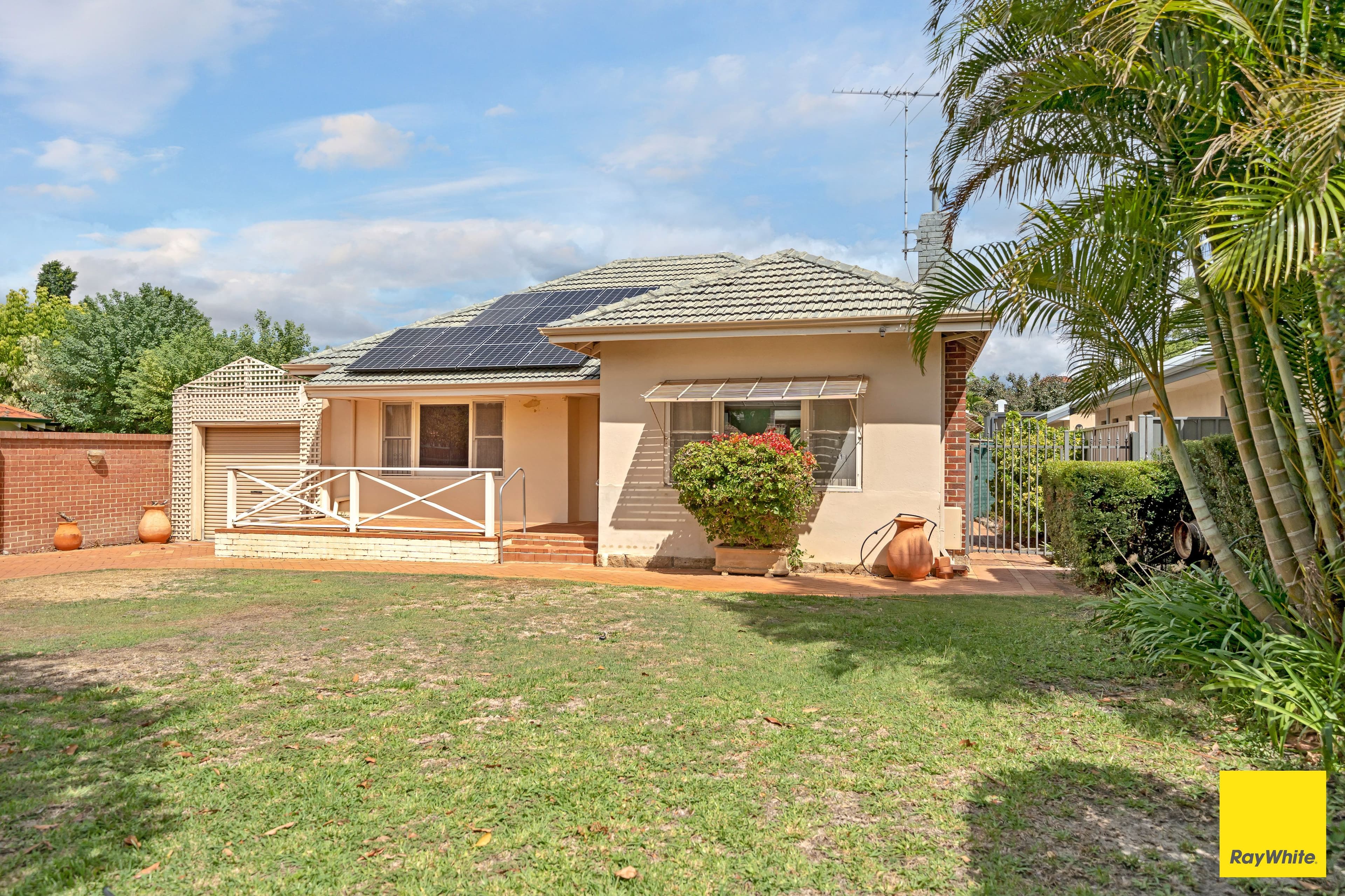 55 Bradford Street, Menora WA 6050, Menora - Thumbnail 2