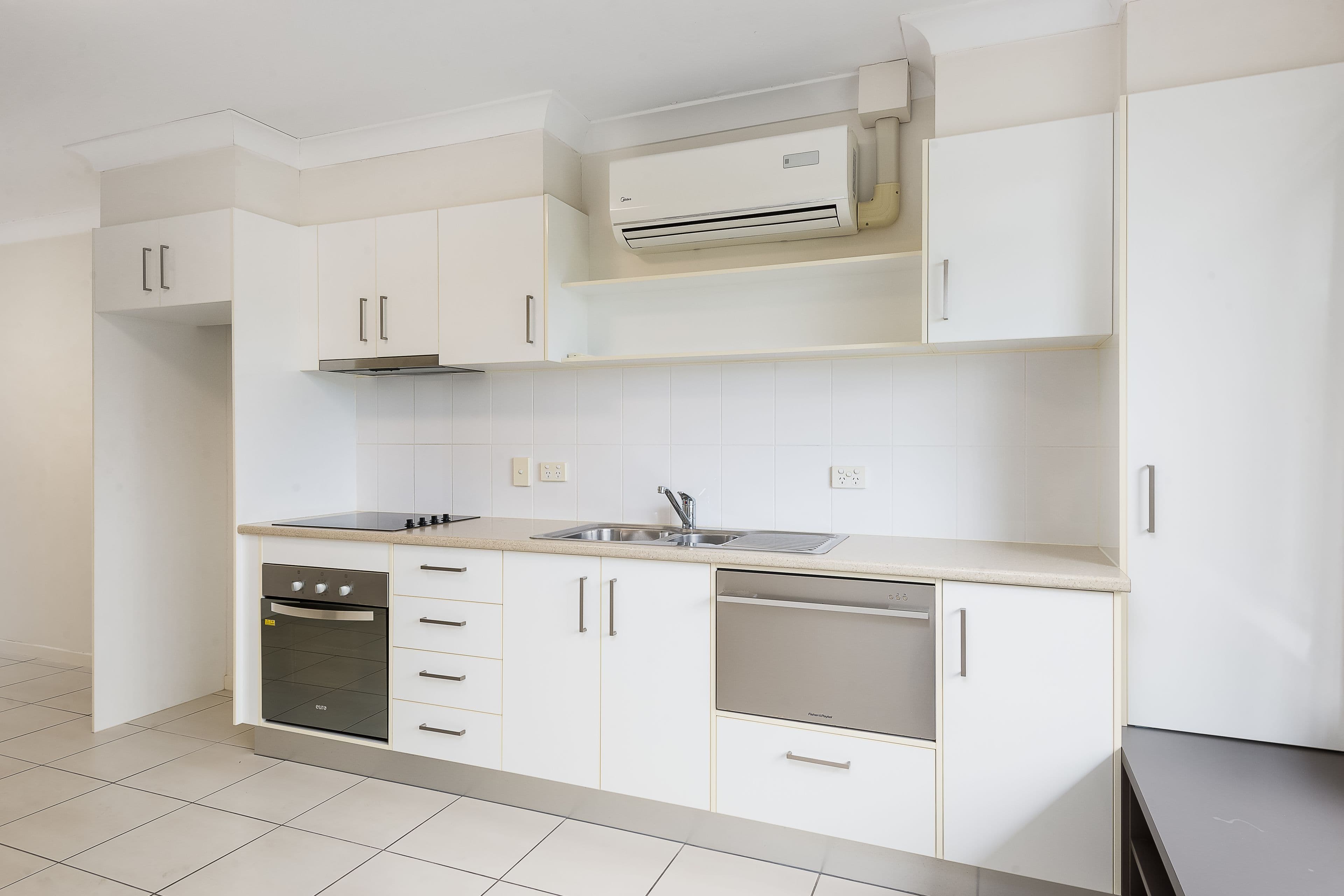 57 Lamont Road, Wilston QLD 4051, Wilston - Thumbnail 2
