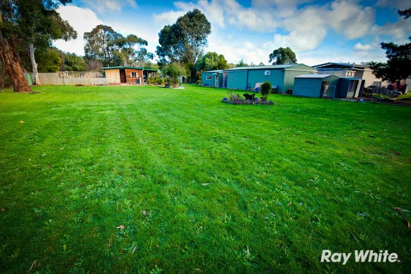 83 Wattle Tree Road, BUNYIP VIC 3815, Bunyip - Thumbnail 6