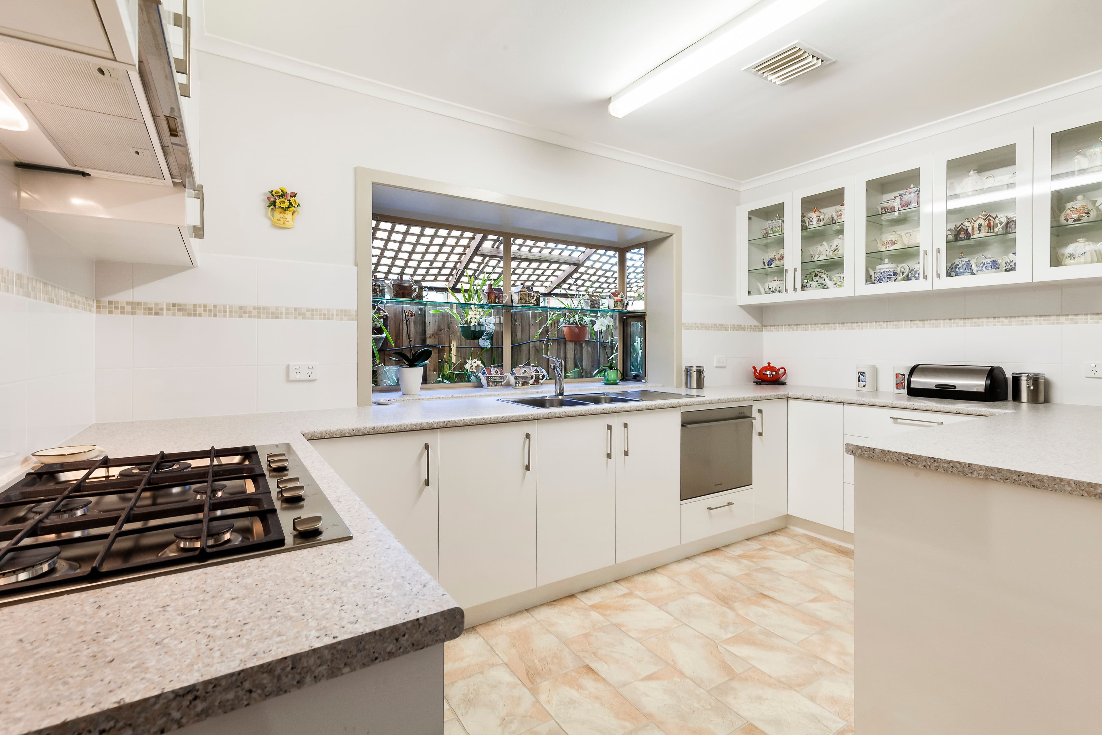 45 Glenelg Drive, Clayton South VIC 3169, Clayton South - Thumbnail 3