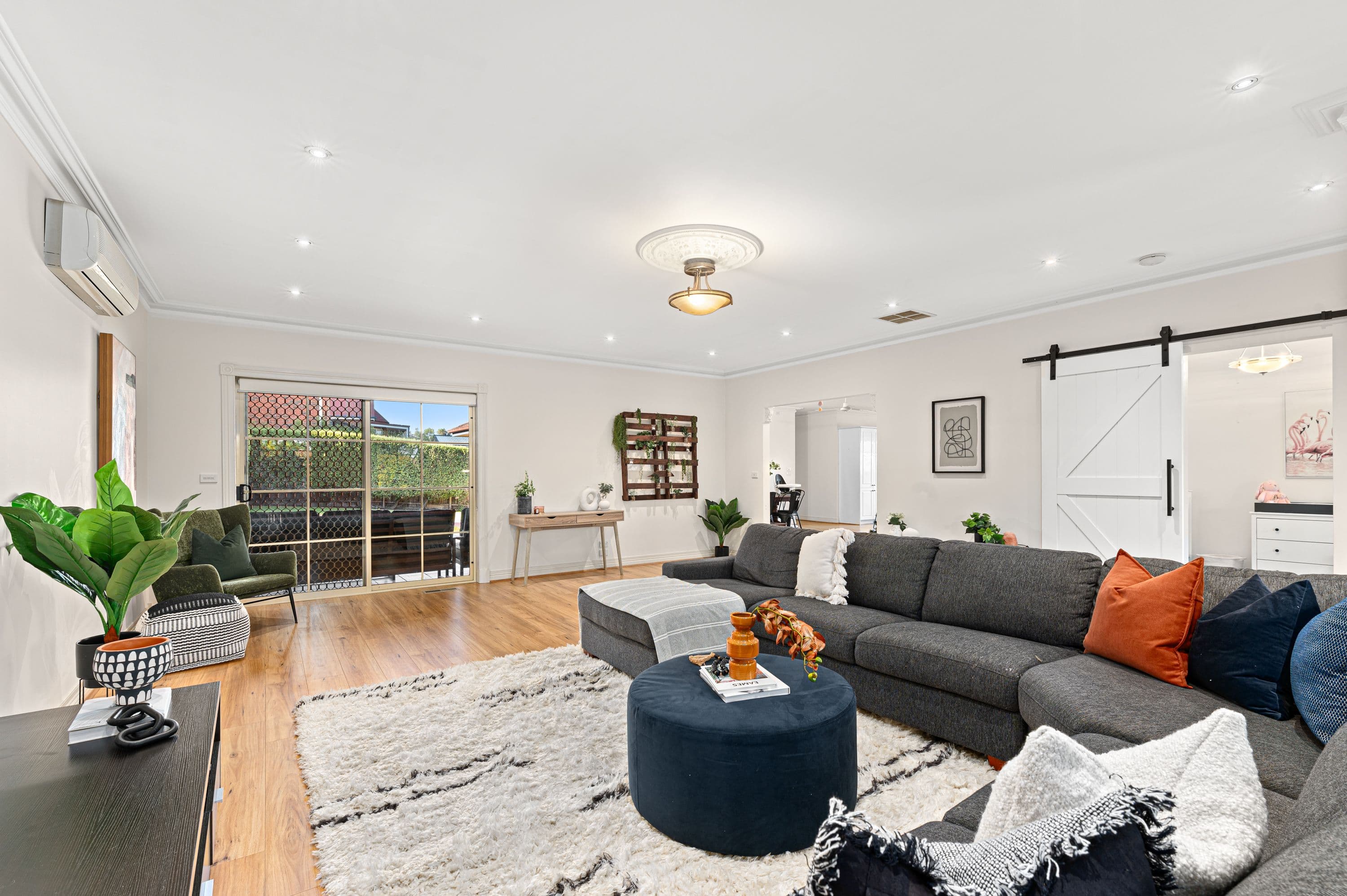 6 Alain Avenue, South Morang VIC 3752, South Morang - Thumbnail 3