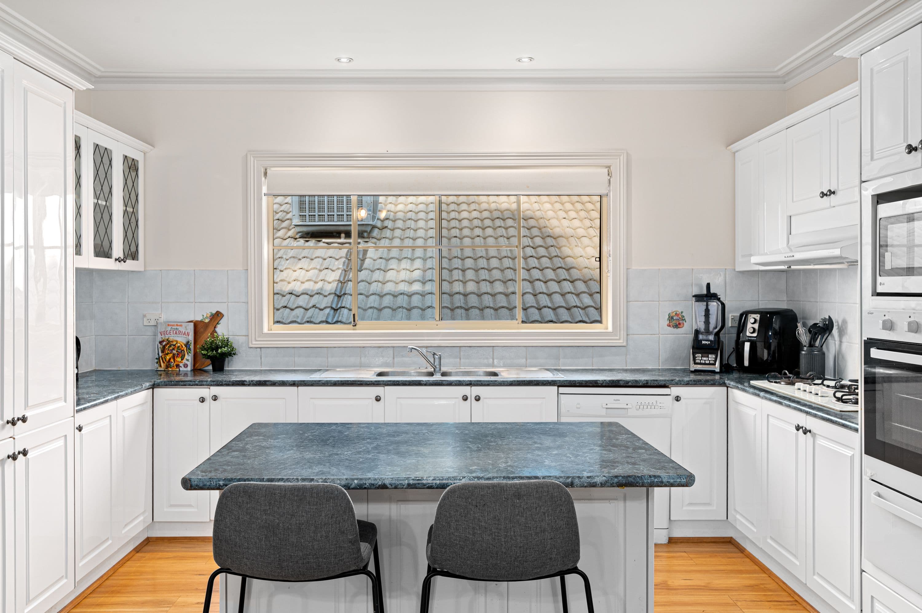 6 Alain Avenue, South Morang VIC 3752, South Morang - Thumbnail 5