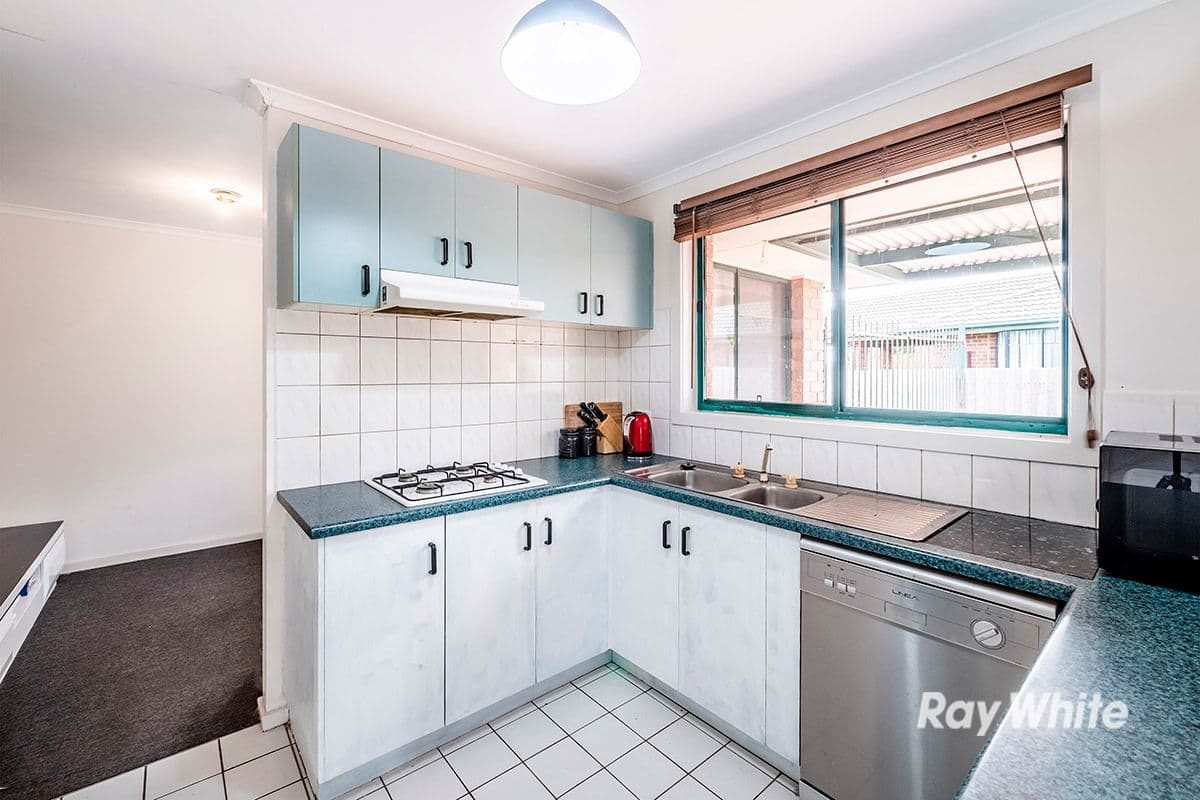 56 Scarborough Avenue, Cranbourne West VIC 3977, Cranbourne West - Thumbnail 6