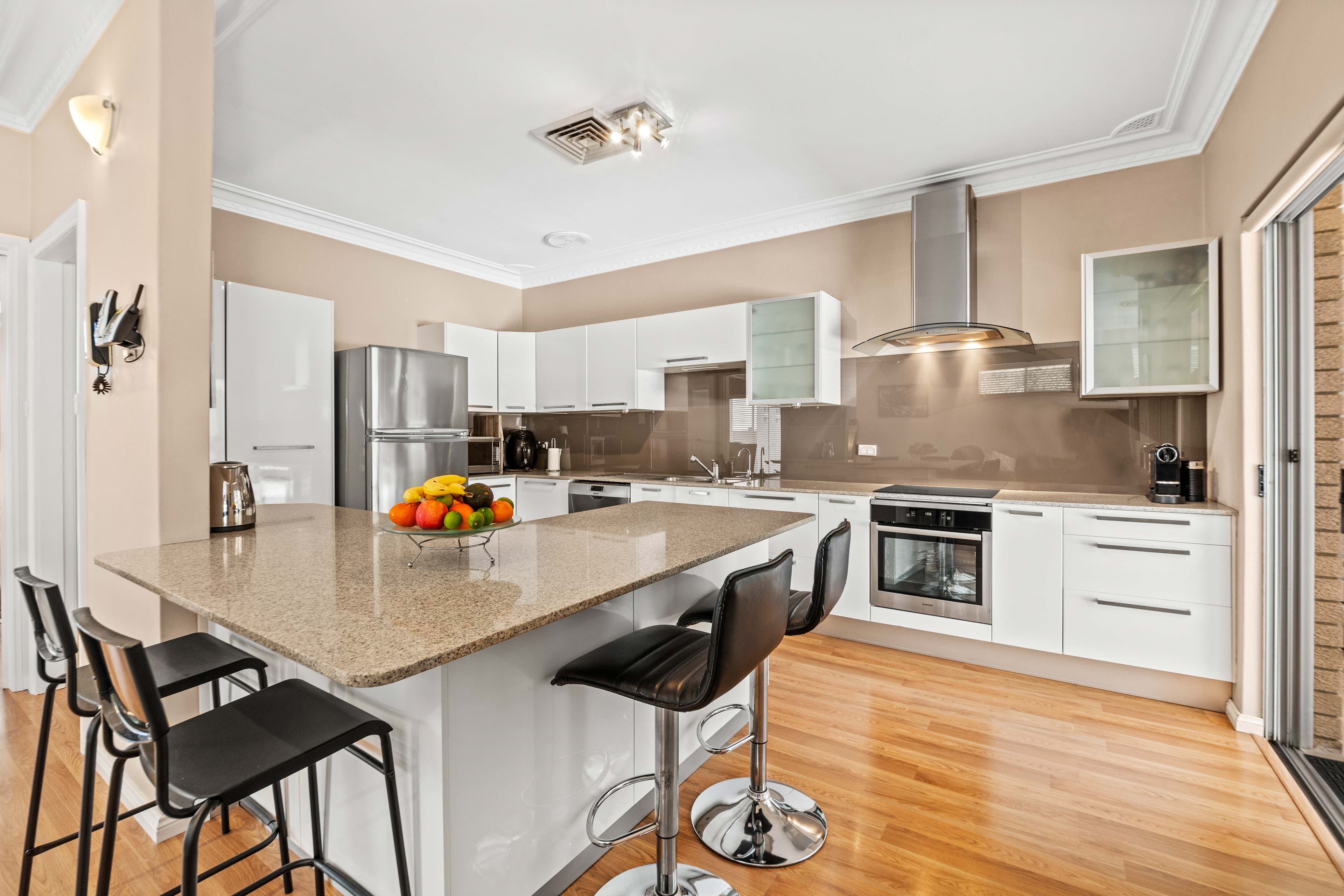83 Curtin Avenue, Wahroonga NSW 2076, North Wahroonga - Thumbnail 2