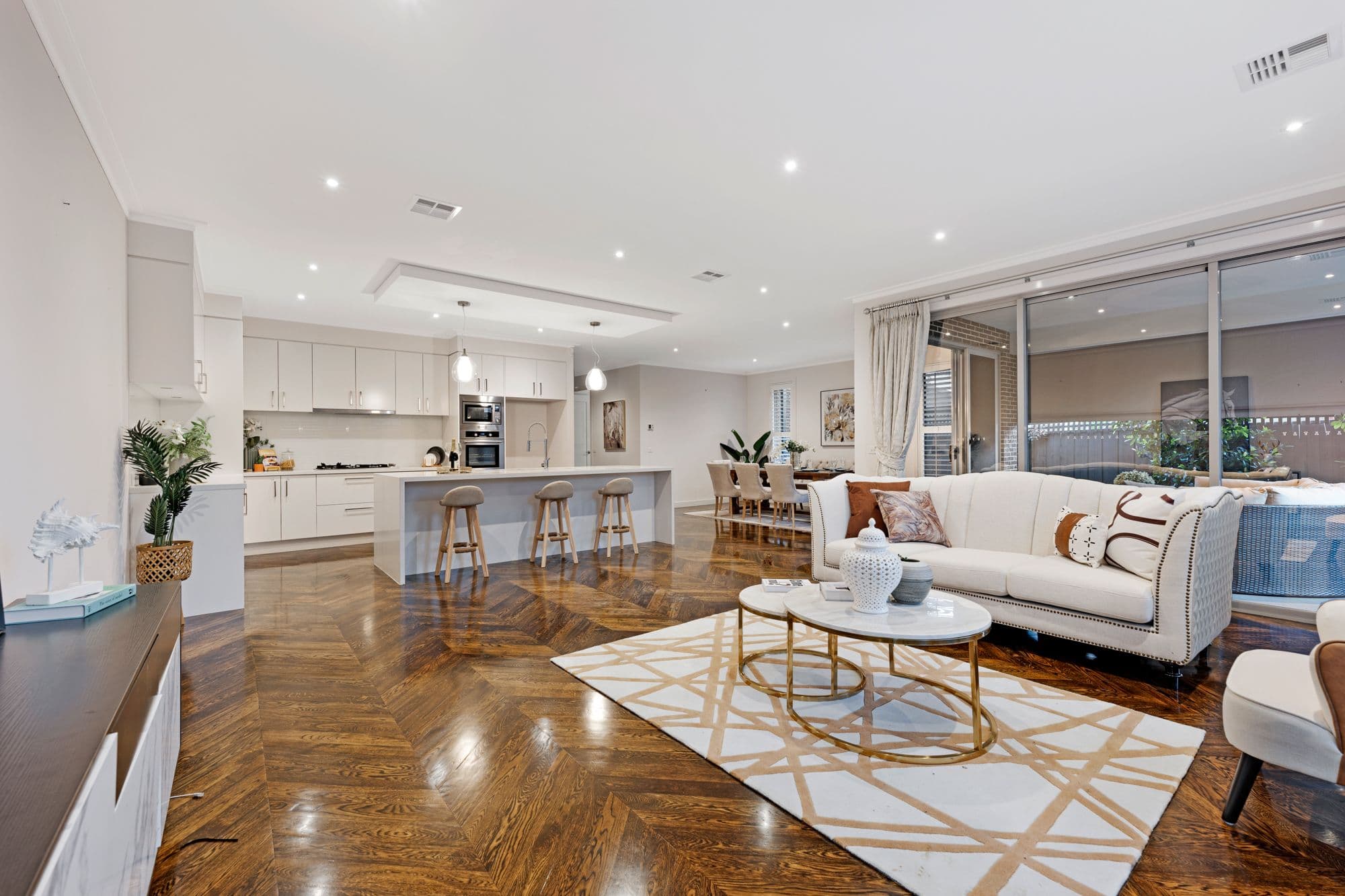 1 Marianne Way, Doncaster VIC 3108, Doncaster - Thumbnail 3
