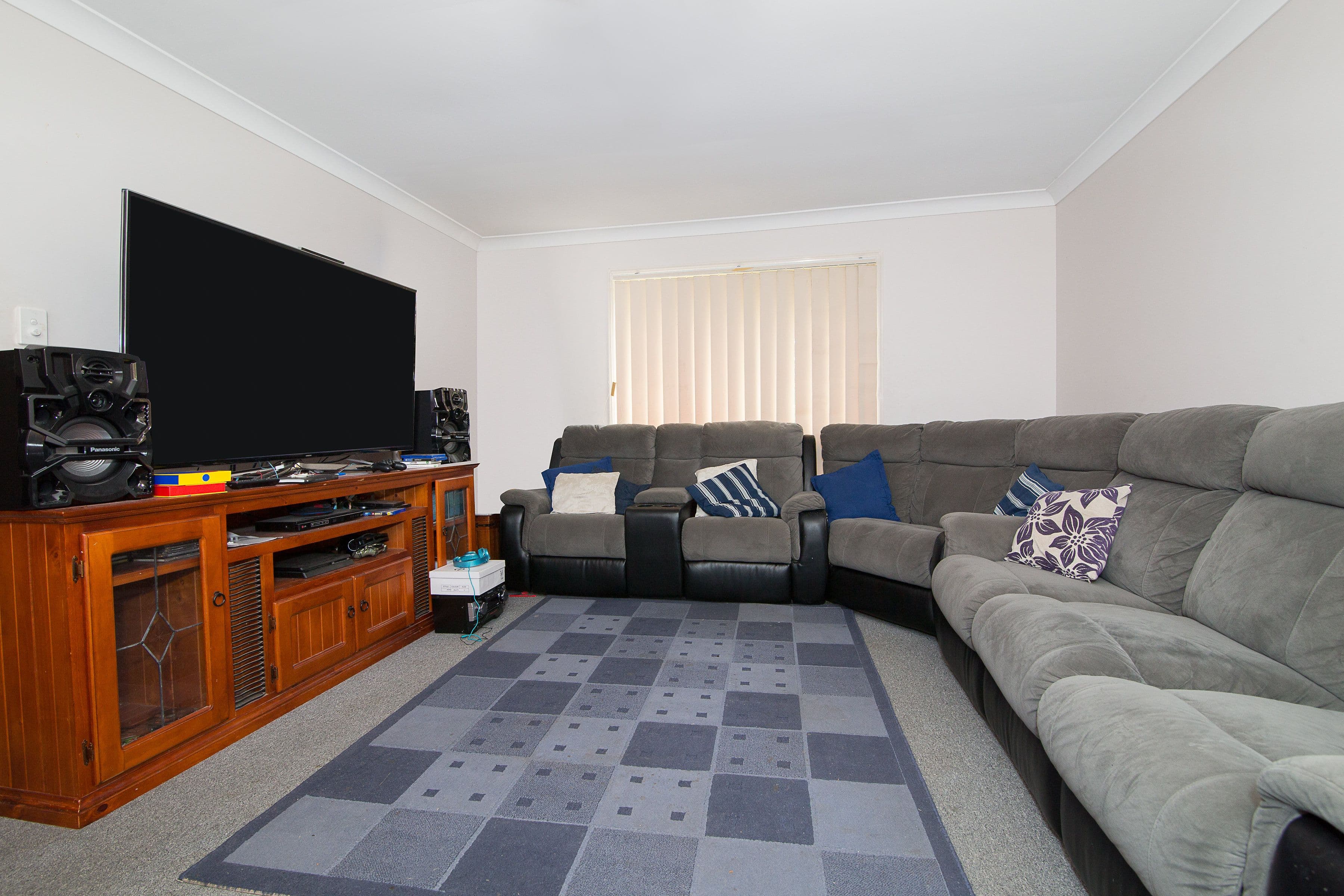 49 Highridge Road, Springfield QLD 4300, Springfield - Thumbnail 2