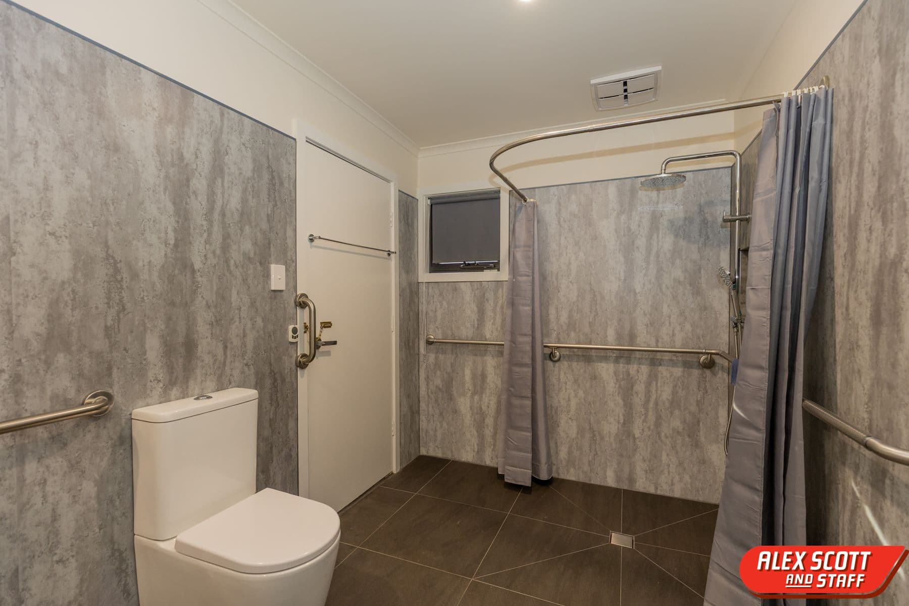 19 Malcolm Drive, Grantville, Grantville - Thumbnail 2