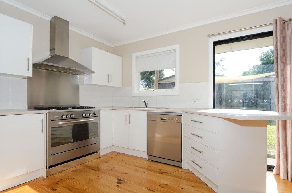 17 Quinn Street, CHRISTIE DOWNS SA 5164, Christie Downs - Thumbnail 2