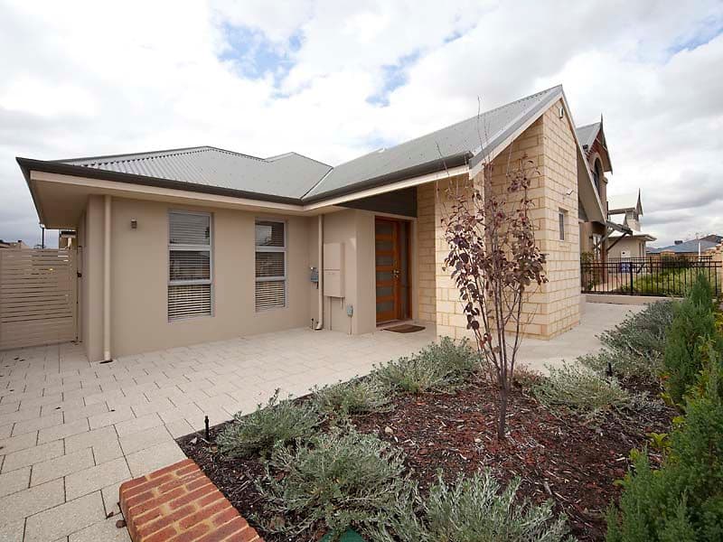 6 Parkfarm Drive, SOUTH GUILDFORD WA 6055, South Guildford - Image 1
