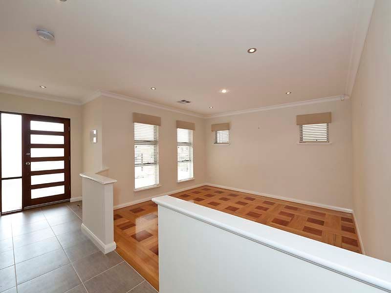 6 Parkfarm Drive, SOUTH GUILDFORD WA 6055, South Guildford - Thumbnail 7