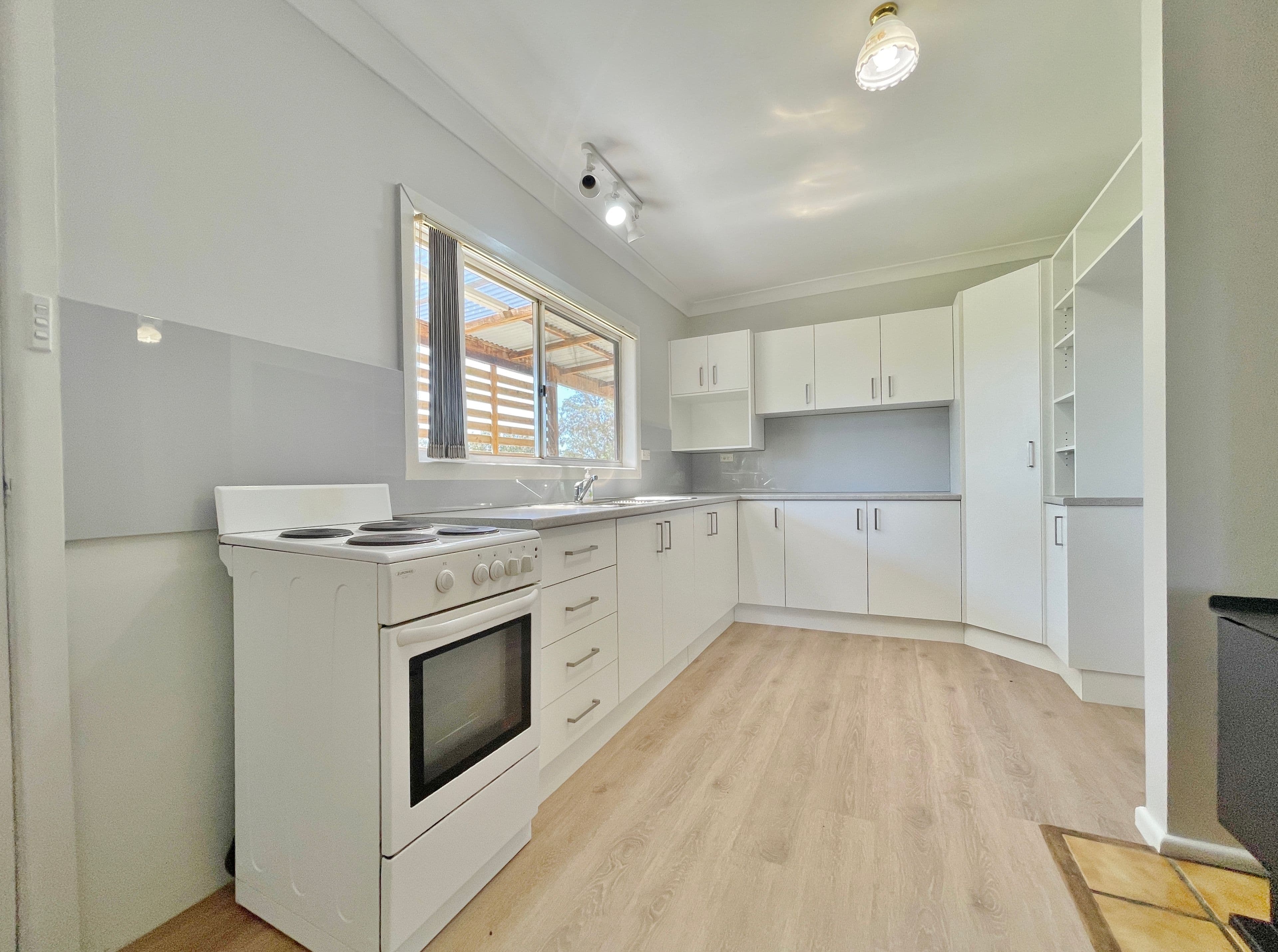 1370 Kingsvale Road, Young NSW 2594, Young - Thumbnail 3