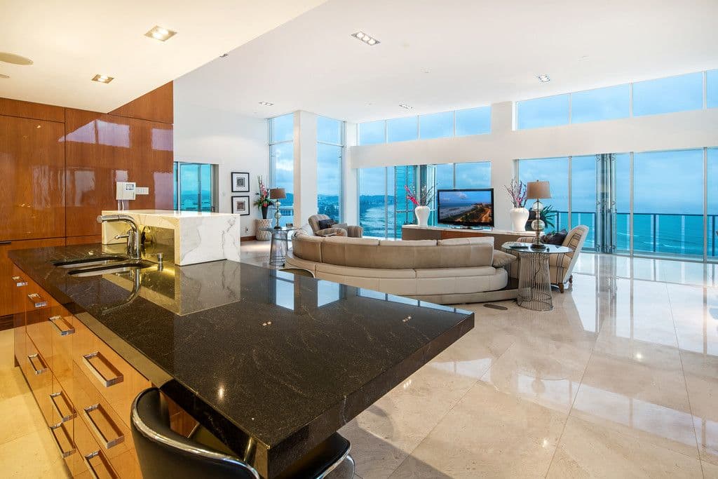 The Penthouse 'Nirvana By The Sea' 1-3 Douglas Street, Kirra QLD 4225, Kirra - Thumbnail 2