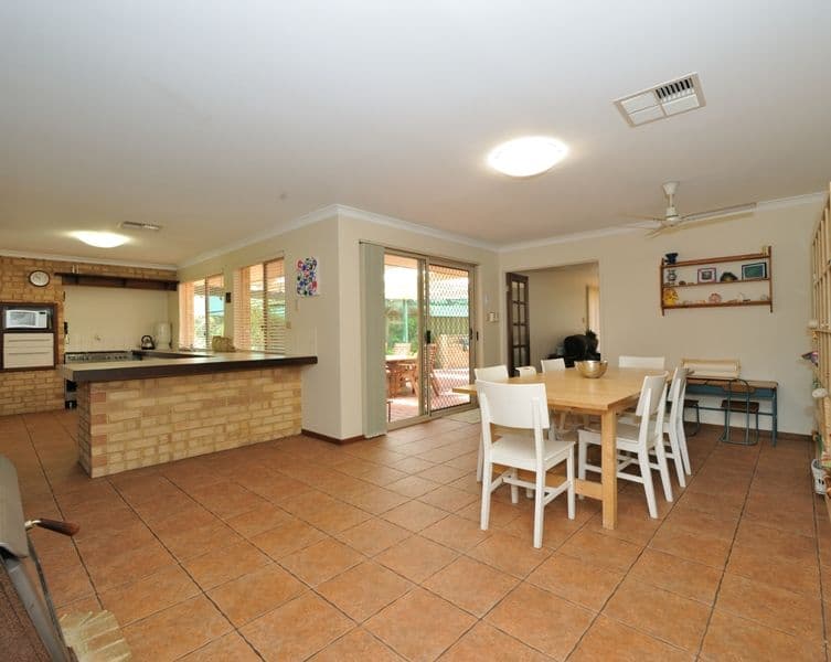 6 Reflection Mews, SAFETY BAY WA 6169, Safety Bay - Image 1