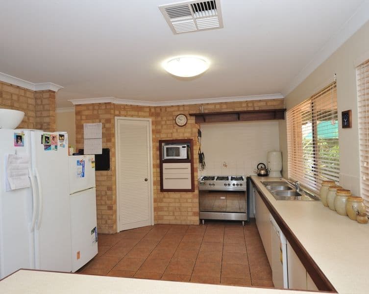6 Reflection Mews, SAFETY BAY WA 6169, Safety Bay - Thumbnail 8