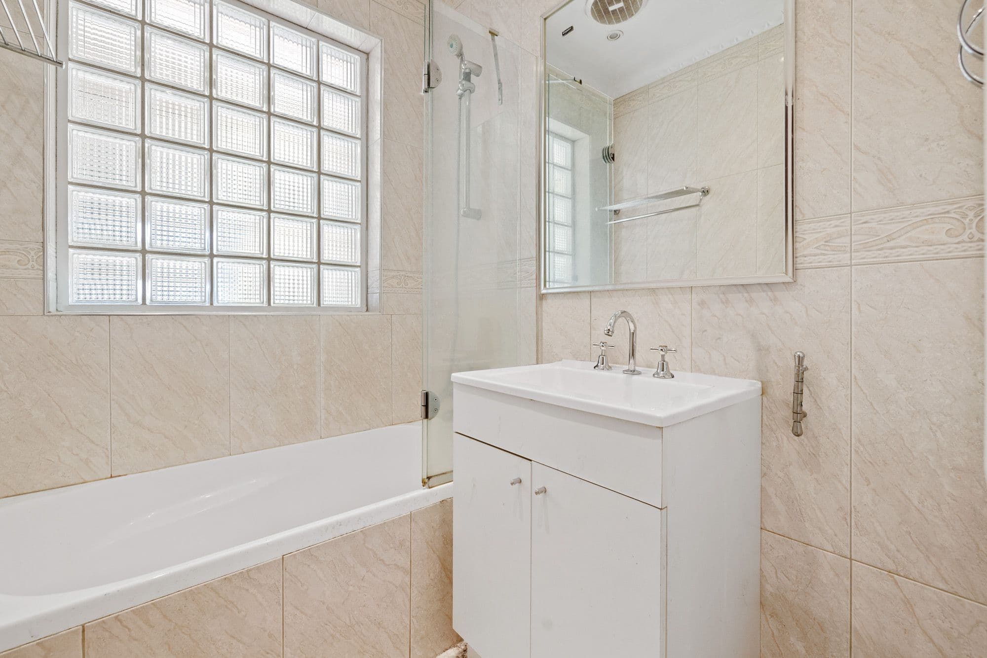 34 Vincent Crescent, Werribee VIC 3030, Werribee - Thumbnail 6